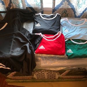Adidas Lot, Size L